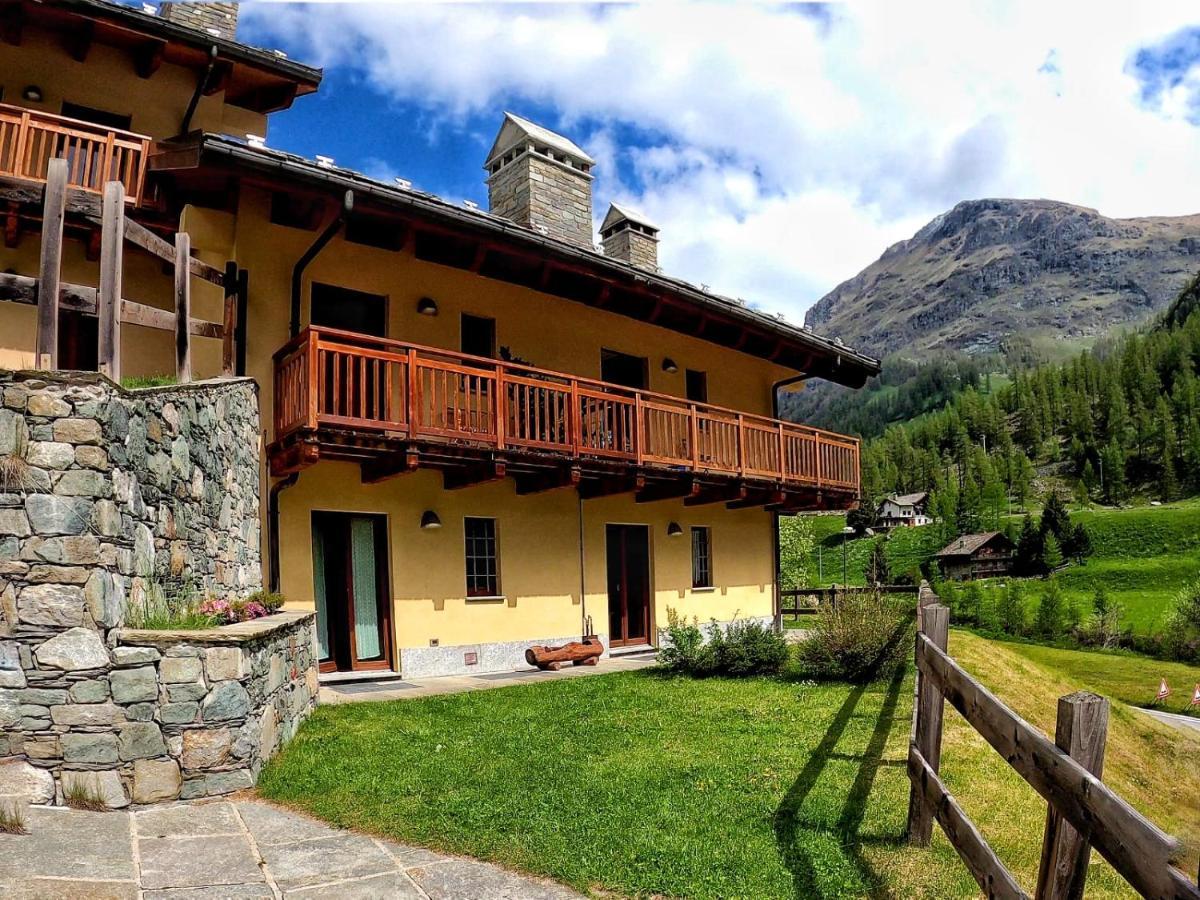 Punta Vittoria Sub 14 - Residence Anderbatt Gressoney - 3 Locali - Cir N 0010 Staval Exterior foto